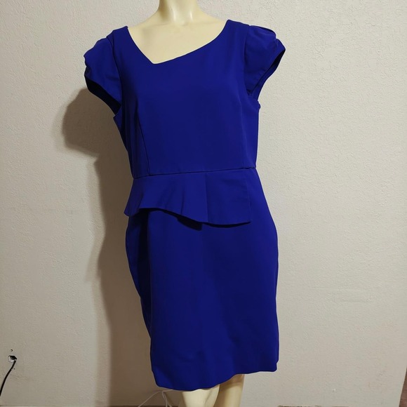 ANTONIO MELANI Dresses & Skirts - Antonio Melani Royal Blue Peplum Cap Sleeve V-Neck Sheath Dress Womens 14